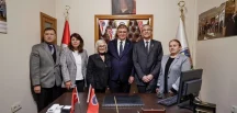 İzmir’de Şehit Ailelerine Bayram Ziyareti