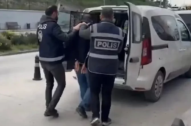 İzmir’de 100 Milyonluk Dolandırıcılık