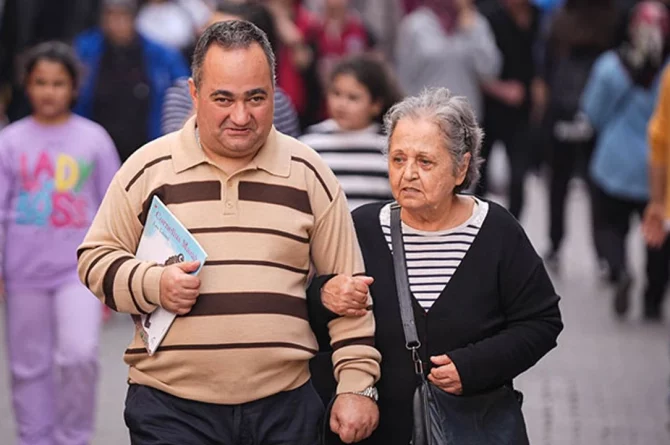 İzmirli Mete Engelleri Aşıyor!