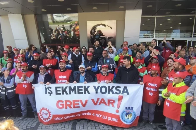 İzmir’de Çatlak Derinleşiyor!