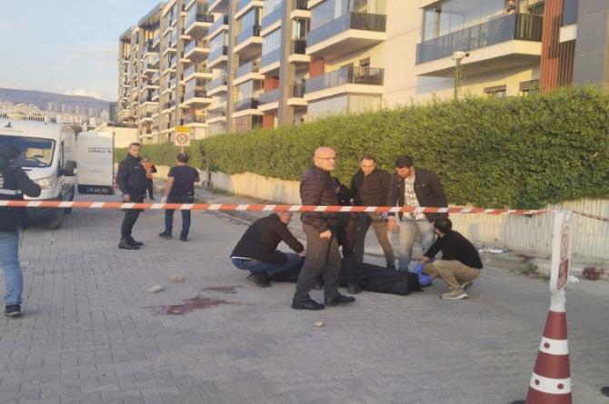 Önce eski nişanlısını ve annesini, sonra da kendini vurdu!