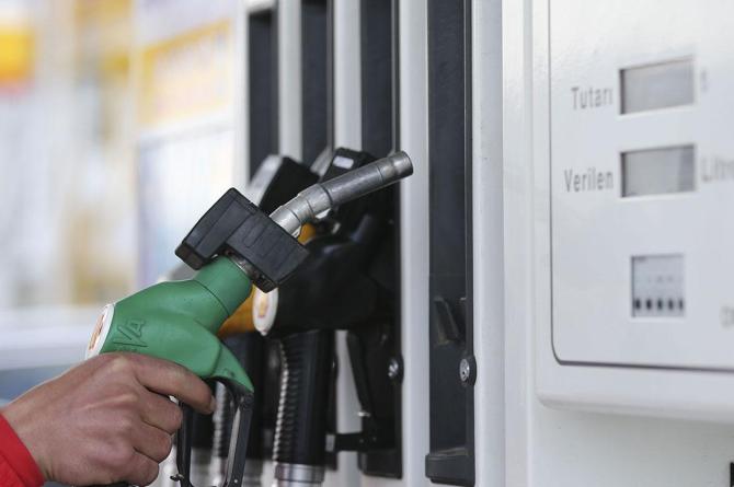 Akaryakıta büyük zam geliyor