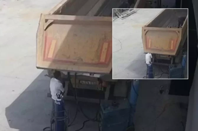Feci ölüm kamerada: Damper kapağı başına çarptı, Mevlüt Şafak hayatını kaybetti