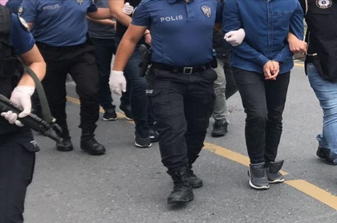 İzmir merkezli 60 ilde FETÖ operasyonu: 371 şüpheli gözaltında