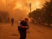 Yangınlardan etkilenen 46 kişinin tedavisi hastanelerde devam ediyor