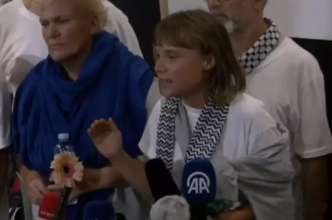 Greta Thunberg Yunanistan’da