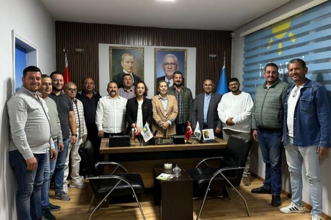 İYİ Parti Tire İlçe Başkanlığı Görev Dağılımını Açıkladı