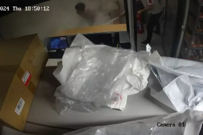 Antalya’da Dehşet: 16 Yaşındaki Çocuk, 15 Yaşındaki İş Arkadaşını Benzin Döküp Ateşe Verdi