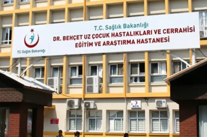 İzmir’den Ağrı’ya Sağlık Köprüsü: Behçet Uz’da Yetişen Hekimler Şifa Dağıtıyor