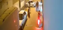 Polis Kılığındaki Şüpheli Çocuğa Ateş Etti