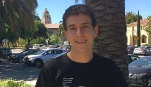 Satranç Dahisi Daniel Naroditsky 29 Yaşında Hayatını Kaybetti