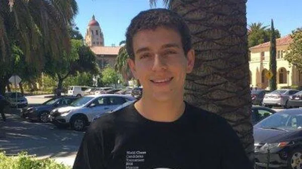 Satranç Dahisi Daniel Naroditsky 29 Yaşında Hayatını Kaybetti