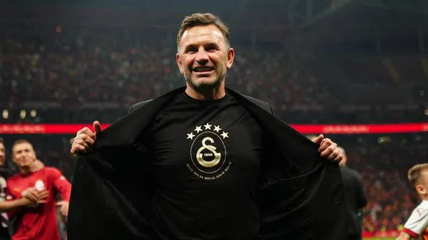 Okan Buruk Tarihe Geçiyor