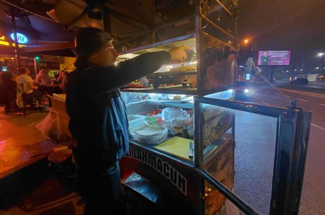 İzmir Karşıyaka’nın Gizli Lezzeti: “Gazi Lahmacun”