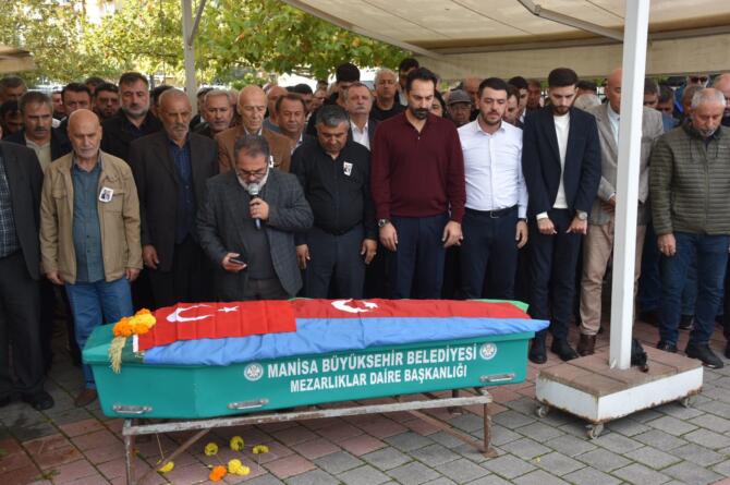 Manisa Basın Cemiyeti Kurucu Üylerinden Seyfettin Ayakyay toprağa verildi