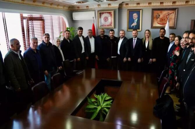 CHP’den istifa edip AK Parti’ye geçtiler