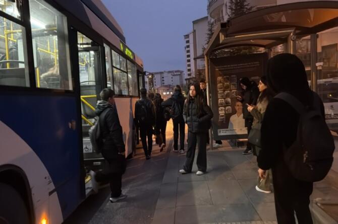 Kalıcı yaz saatti uygulaması tepkisi: Tasarruf diye başladı inada döndü!