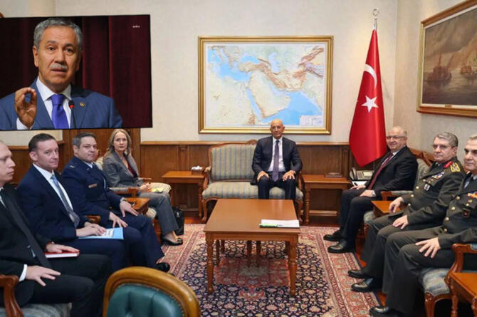 Bülent Arınç’tan Barrack’ın MSB’deki fotoğrafına tepki: ‘İzahı güç bir protokol hatasıdır’