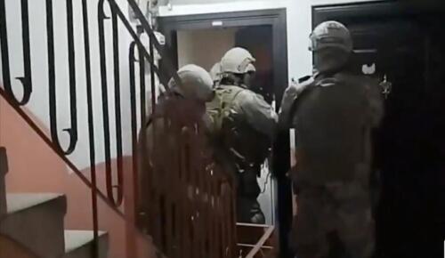 İzmir dahil 21 ilde organize suç örgütüne operasyon!