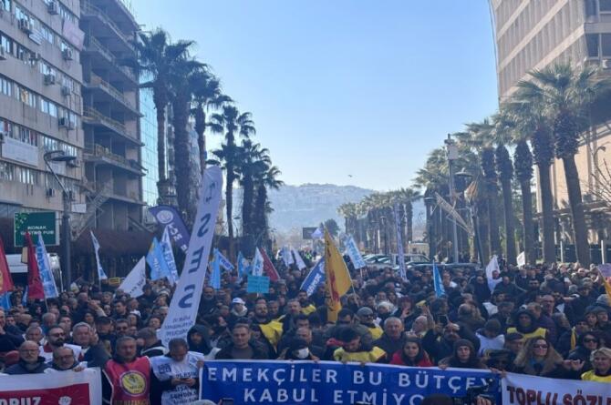 KESK İzmir’de iş bıraktı: Maaşlarımıza hemen yüzde 20 zam yapın!