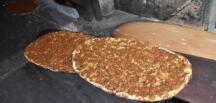 Dana kıyma diye kanatlı eti yedirdiler: Lahmacunda sakatat, peynirde natamisin