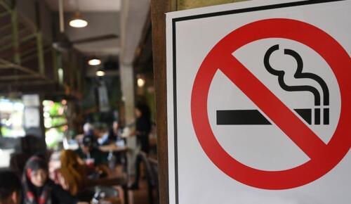 Yarı açık alanlara da sigara yasağı geliyor