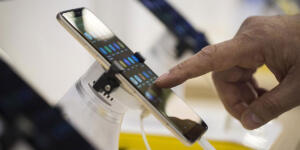 Yeni telefon alacaklar dikkat: Cep telefonlarına zam yolda