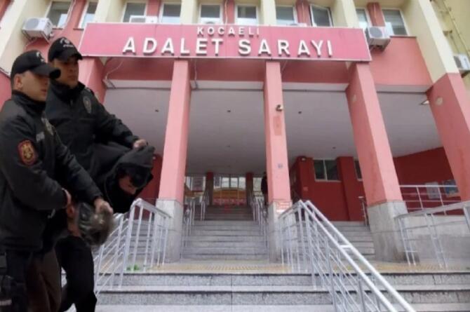 Bu kez Kocaeli Adliyesi: Kilolarca altın ve yaklaşık 300 bin TL çalmış!