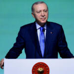 Erdoğan: Gençler geleceğe dair umutlarımı yeşertiyor