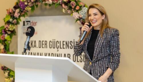 Farklı Partilerden Kadınlar Mersin’de Eşit Temsil İçin Buluştu