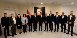 İzmir’de Soydaş Buluşması: HÖH İftarı Birlik ve Dayanışma Mesajlarına Sahne Oldu