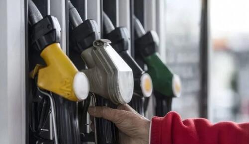 Tabela bir kez daha değişti: Motorinin ardından benzine de zam geldi