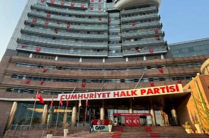 CHP’de genel başkanlık yarışında ilk adaylık açıklaması geldi