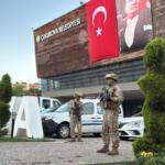 Çukurova Belediyesi’ne jandarma operasyonu! Çok sayıda gözaltı var