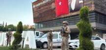 Çukurova Belediyesi’ne jandarma operasyonu! Çok sayıda gözaltı var