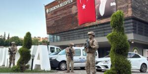 Çukurova Belediyesi’ne jandarma operasyonu! Çok sayıda gözaltı var