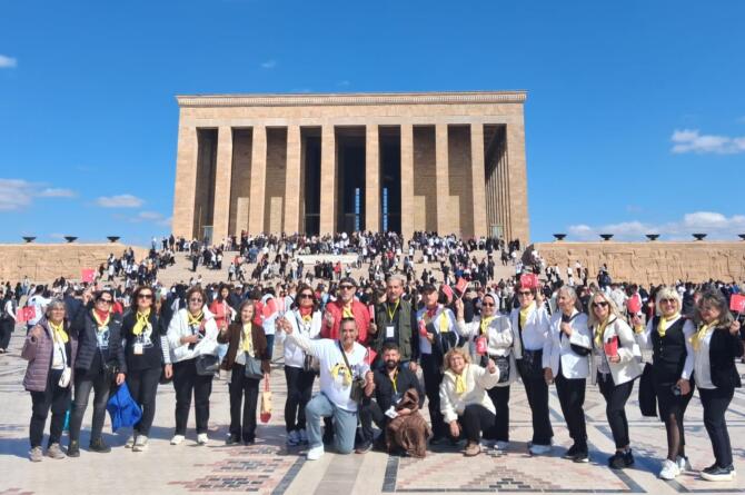 LÖSEV Gönüllülerinden Anlamlı Ankara Ziyareti: Can Dost Doğaseverler Anıtkabir’de!
